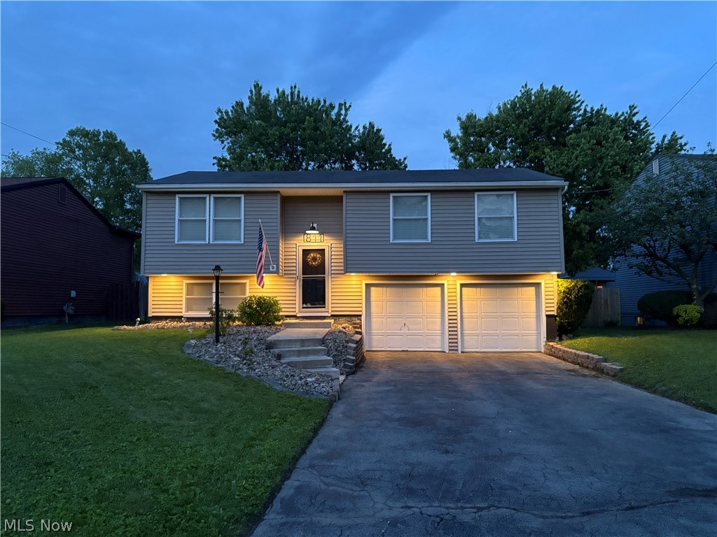 811 Illinois Avenue Mcdonald OH 44437