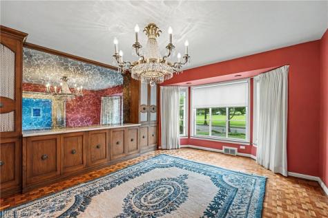 19909 Malvern Road Shaker Heights OH 44122