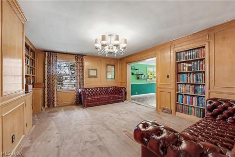 19909 Malvern Road Shaker Heights OH 44122