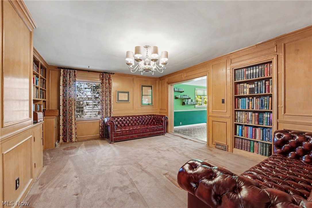 19909 Malvern Road Shaker Heights OH 44122