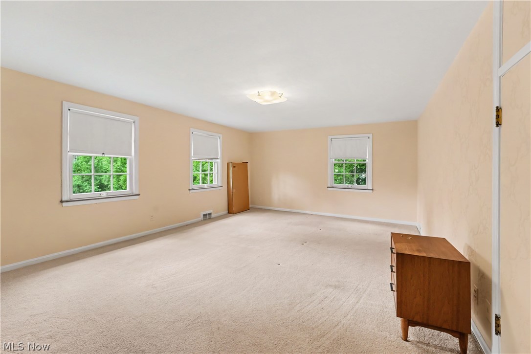 19909 Malvern Road Shaker Heights OH 44122
