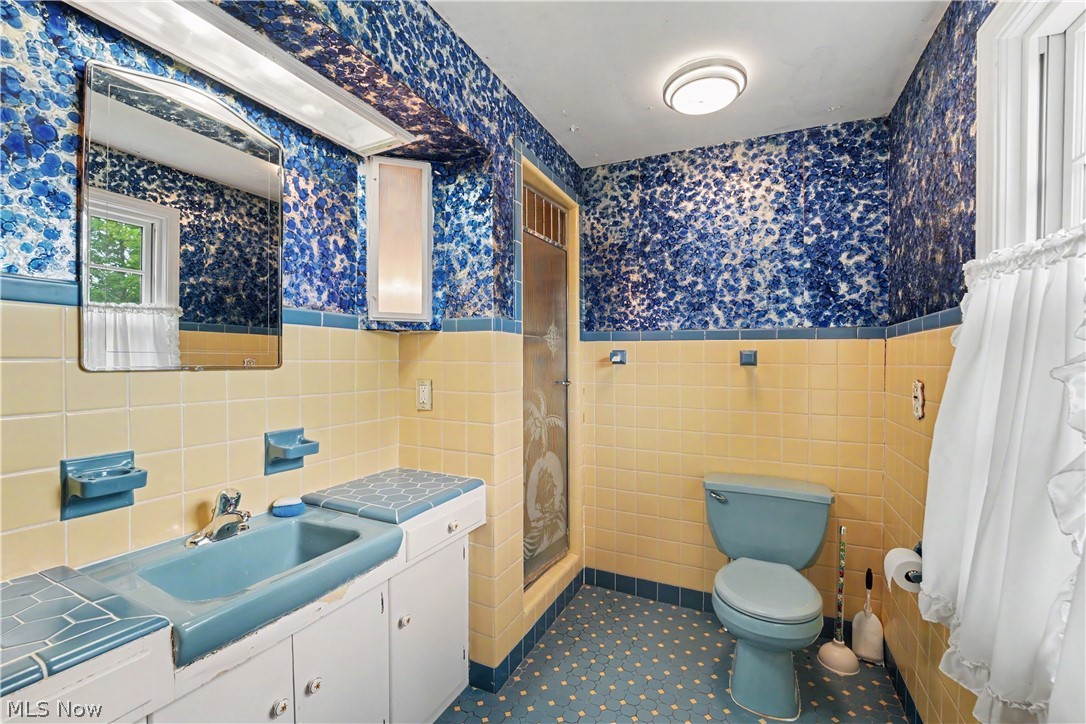 19909 Malvern Road Shaker Heights OH 44122