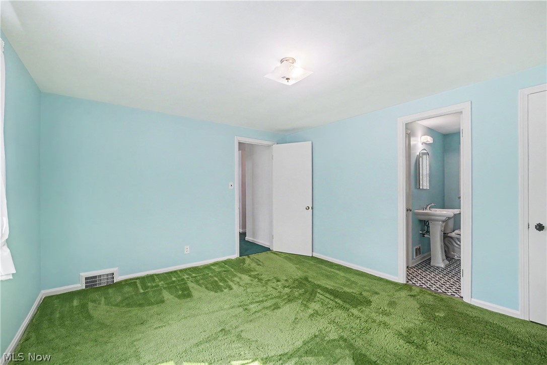 19909 Malvern Road Shaker Heights OH 44122