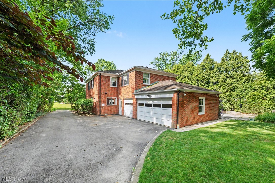 19909 Malvern Road Shaker Heights OH 44122