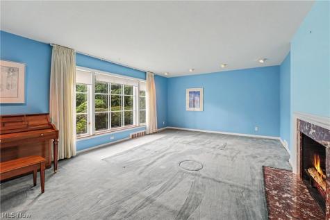 19909 Malvern Road Shaker Heights OH 44122