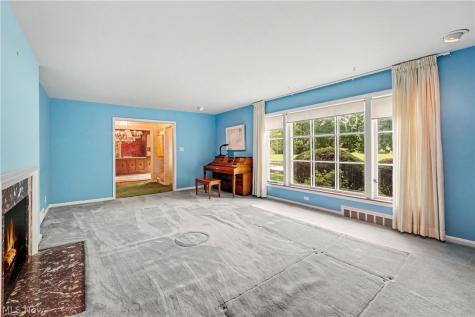 19909 Malvern Road Shaker Heights OH 44122