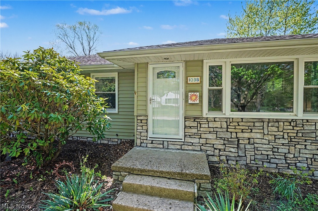 1038 Elno Avenue Kent OH 44240