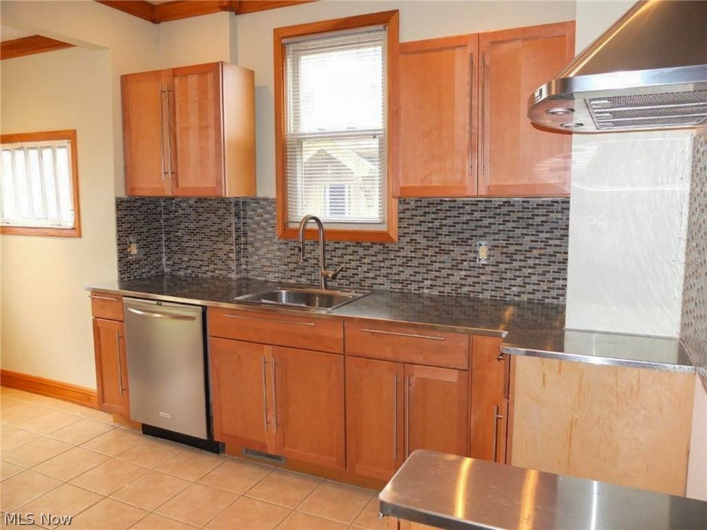 519 21st Street NW Canton OH 44709