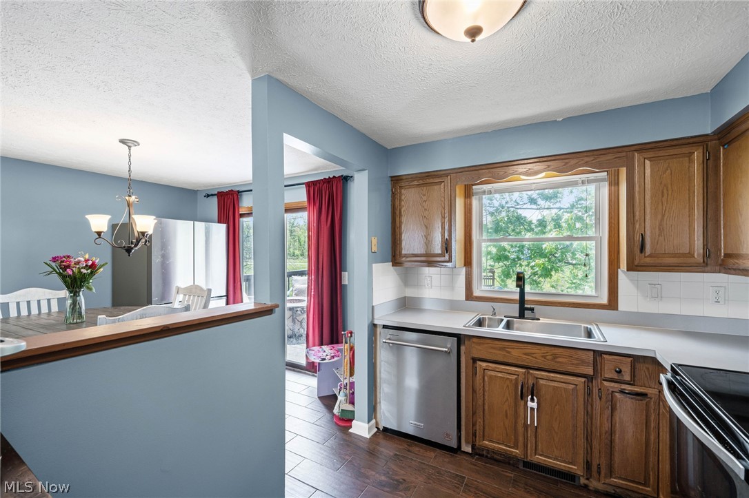 2142 Tarragon Drive West Salem OH 44287