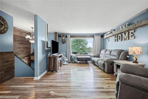 2142 Tarragon Drive West Salem OH 44287