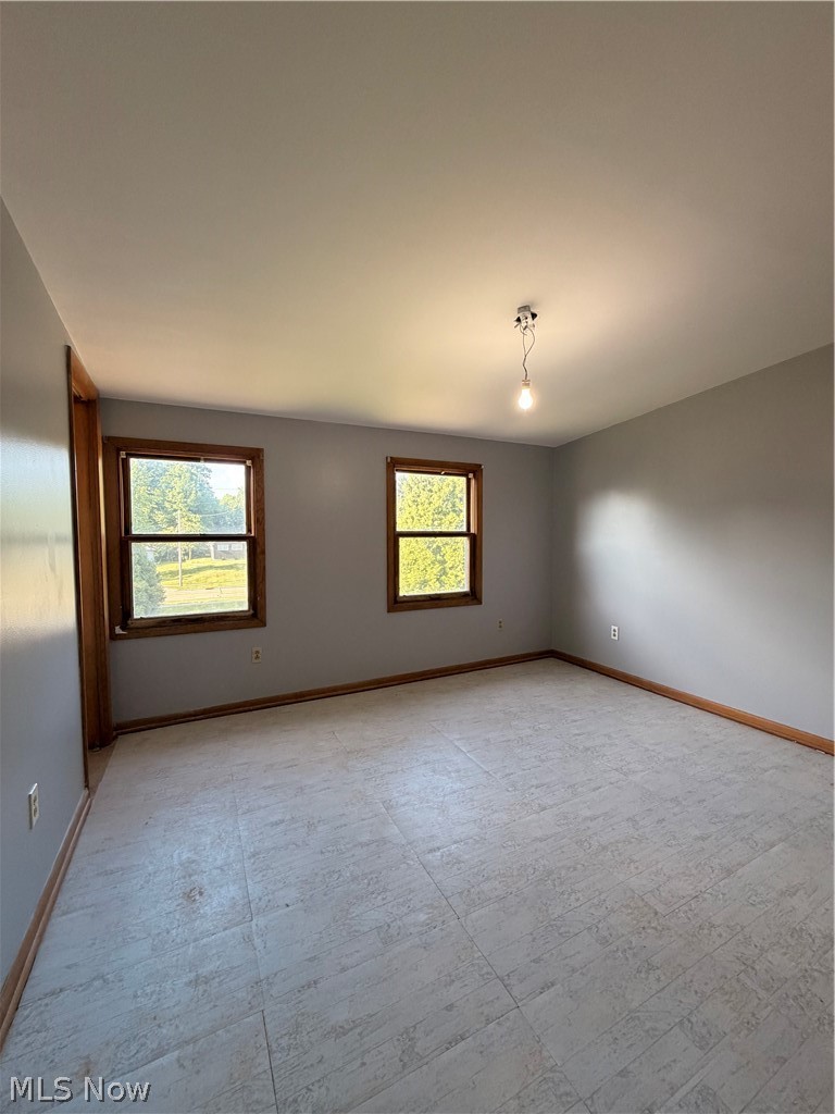 1586 Royalwood Road Broadview Heights OH 44147