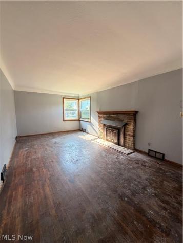 1586 Royalwood Road Broadview Heights OH 44147