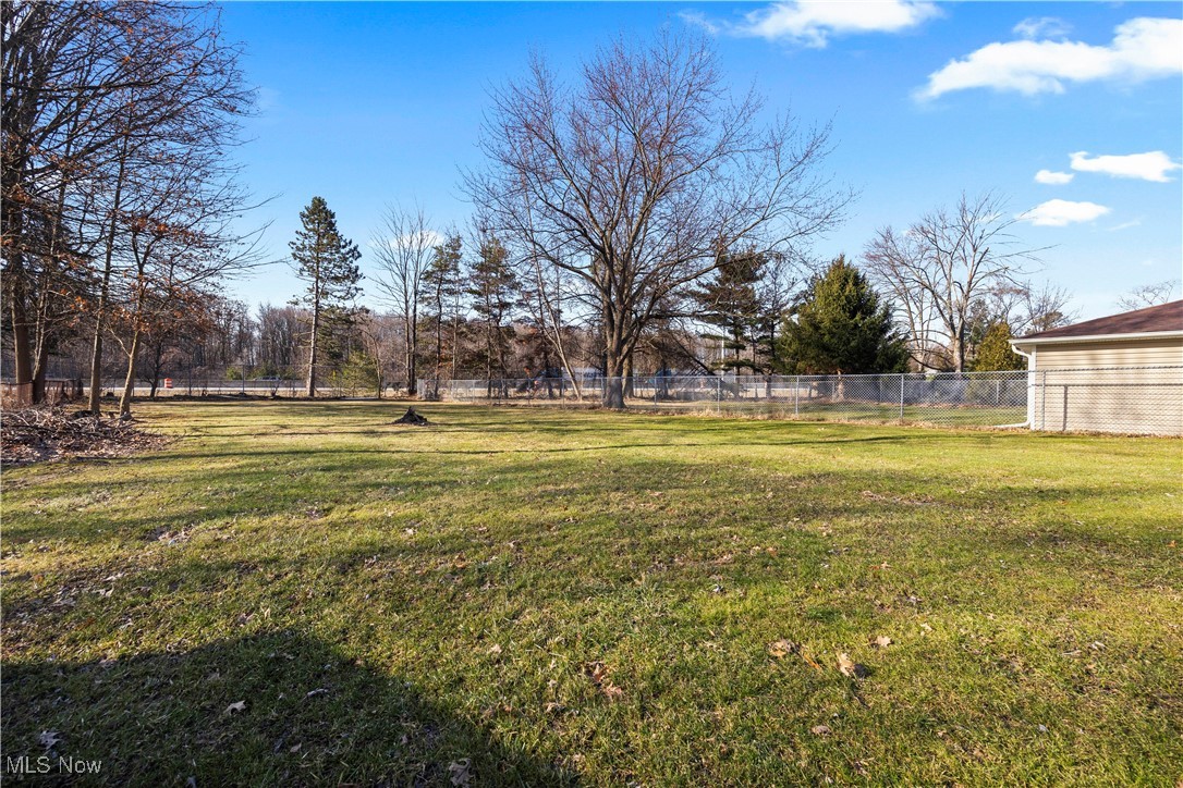 156 Maplelawn Drive Berea OH 44017