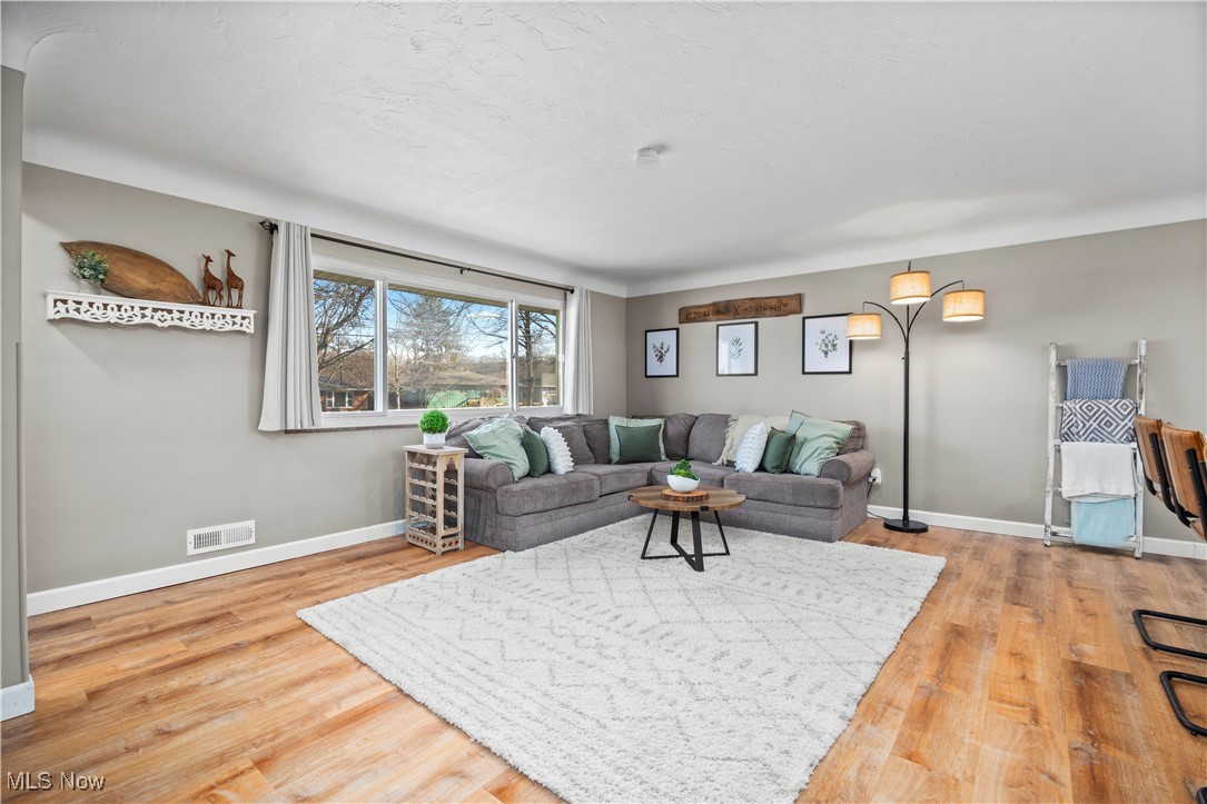 156 Maplelawn Drive Berea OH 44017