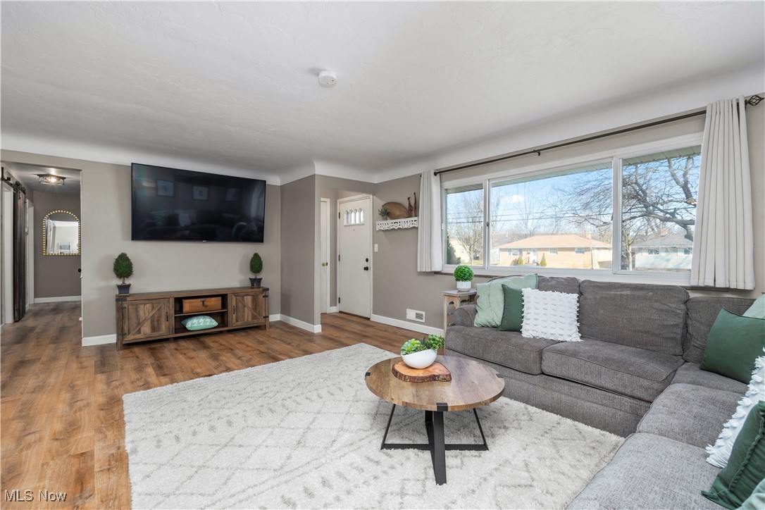 156 Maplelawn Drive Berea OH 44017