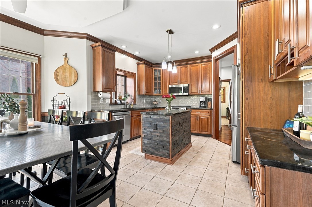 2687 Carrington Street NW North Canton OH 44720