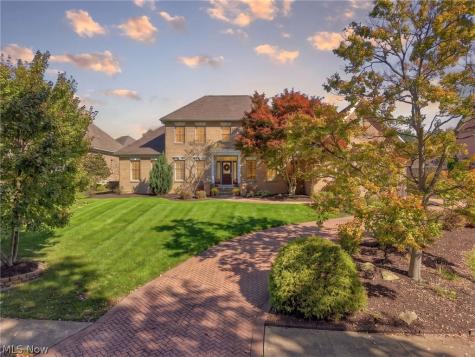 2687 Carrington Street NW North Canton OH 44720