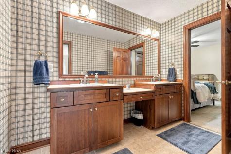 2687 Carrington Street NW North Canton OH 44720