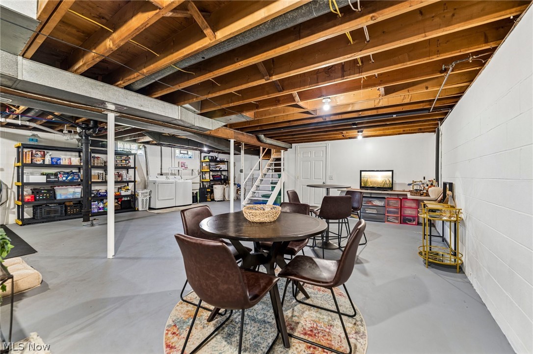 432 Mackinaw Avenue Bath OH 44333