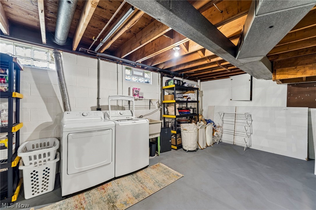 432 Mackinaw Avenue Bath OH 44333