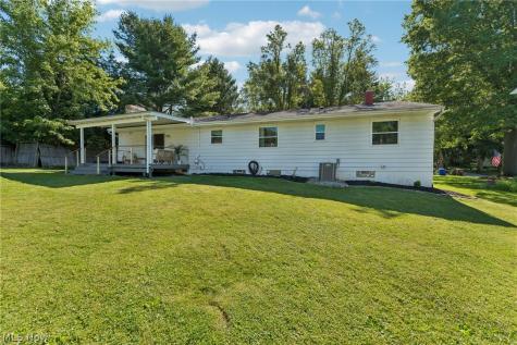 432 Mackinaw Avenue Bath OH 44333