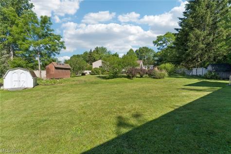 432 Mackinaw Avenue Bath OH 44333