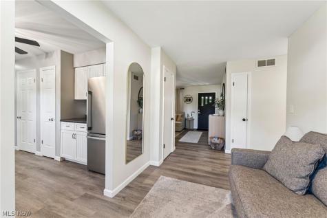 432 Mackinaw Avenue Bath OH 44333