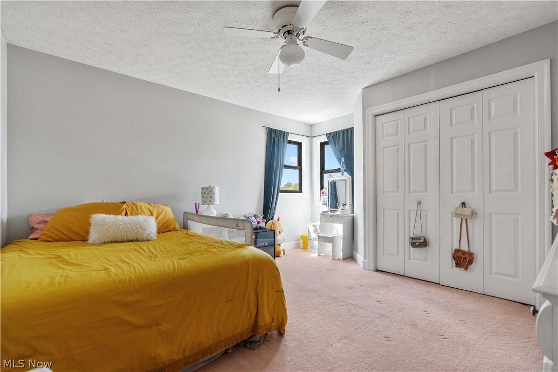 11121 Geib Avenue NE Hartville OH 44632