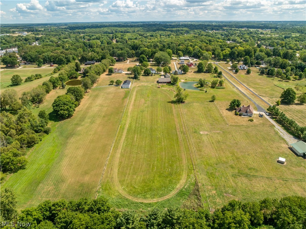 11121 Geib Avenue NE Hartville OH 44632