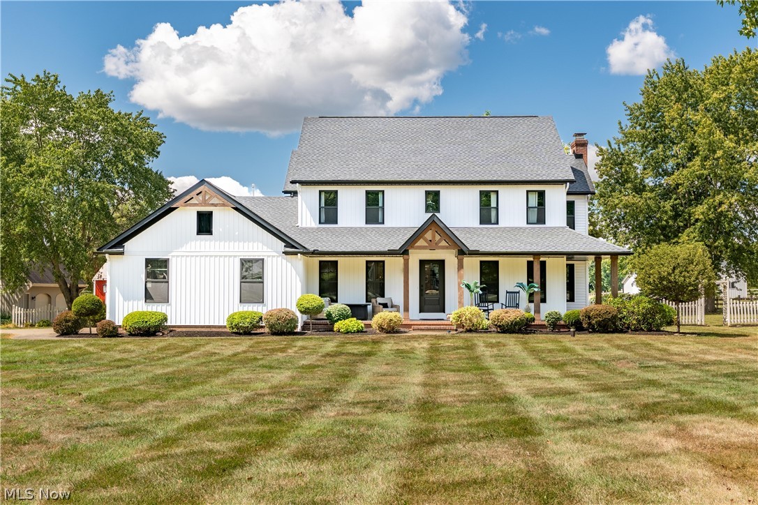 11121 Geib Avenue NE Hartville OH 44632