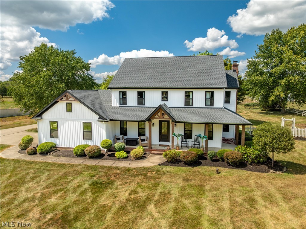 11121 Geib Avenue NE Hartville OH 44632