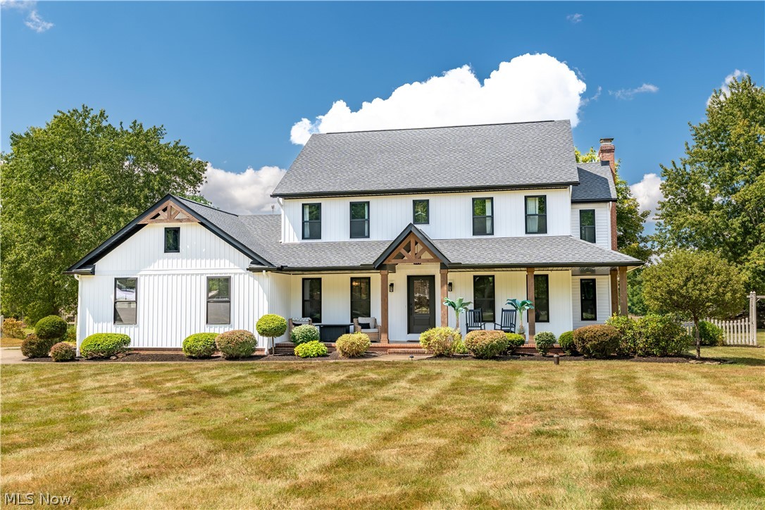 11121 Geib Avenue NE Hartville OH 44632