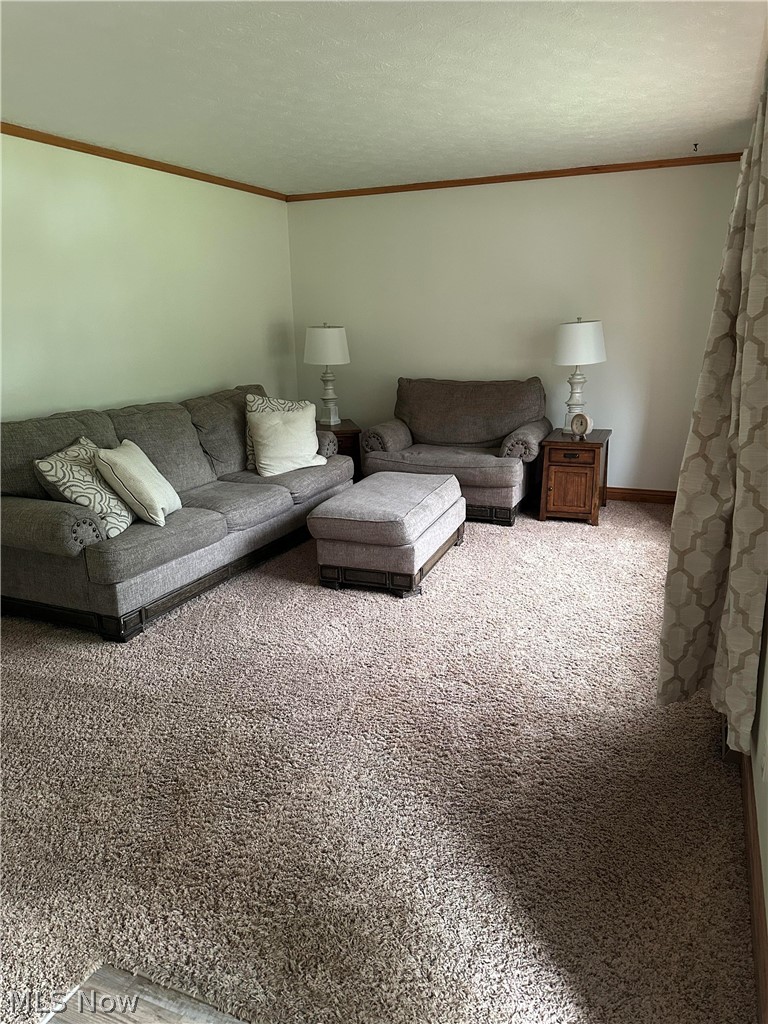 3874 April Drive Uniontown OH 44685
