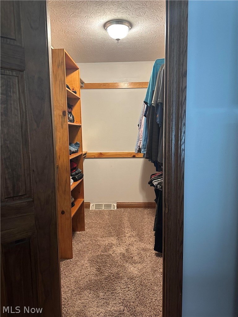 3874 April Drive Uniontown OH 44685