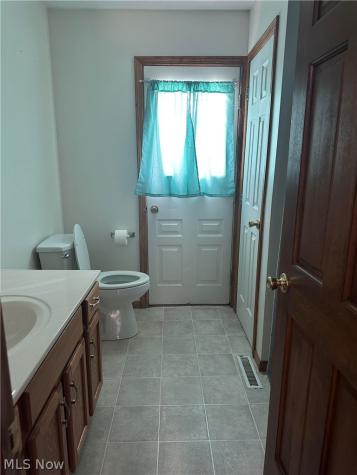 3874 April Drive Uniontown OH 44685