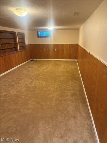 3874 April Drive Uniontown OH 44685