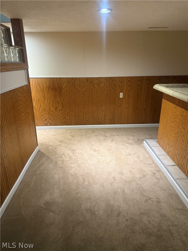 3874 April Drive Uniontown OH 44685