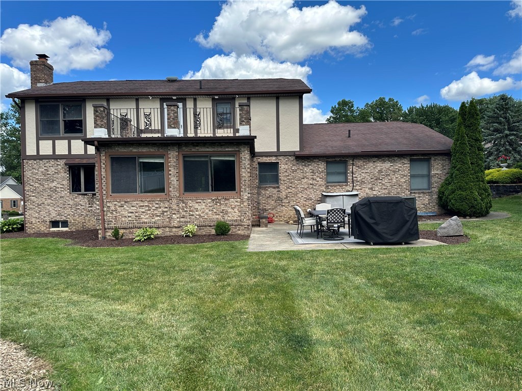 3874 April Drive Uniontown OH 44685