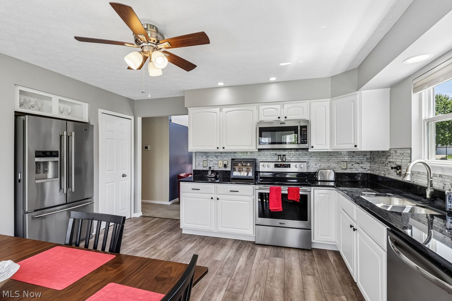 2152 Thornbury Lane Akron OH 44319