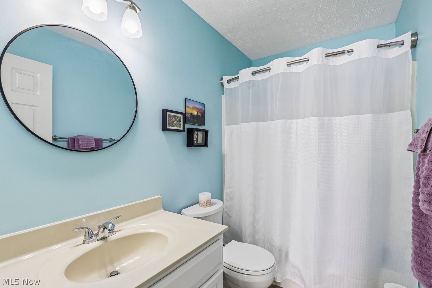 2152 Thornbury Lane Akron OH 44319