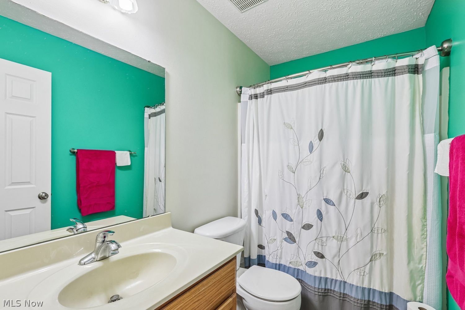 2152 Thornbury Lane Akron OH 44319