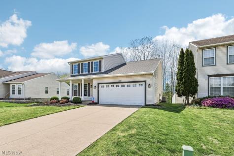 2152 Thornbury Lane Akron OH 44319