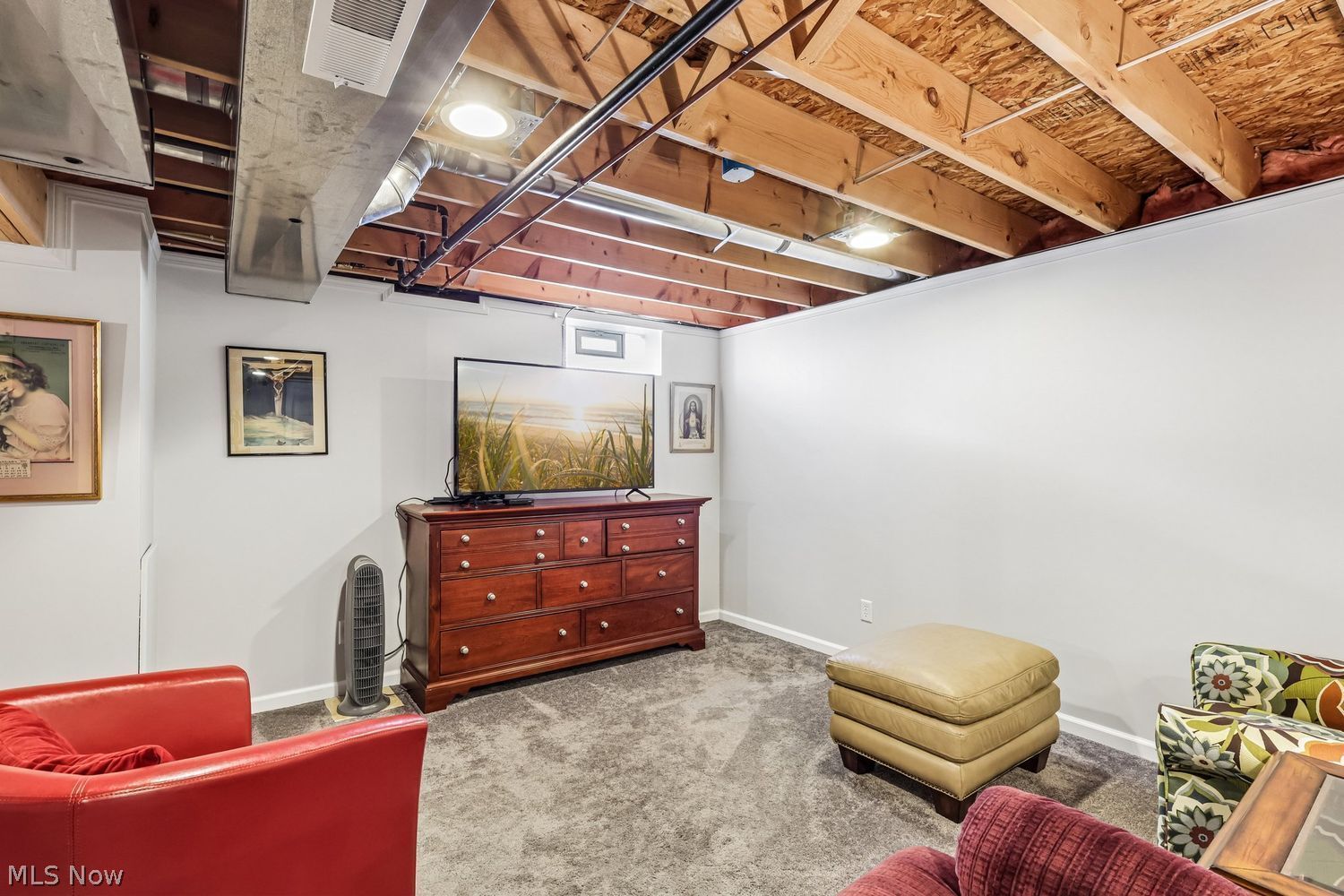 2152 Thornbury Lane Akron OH 44319