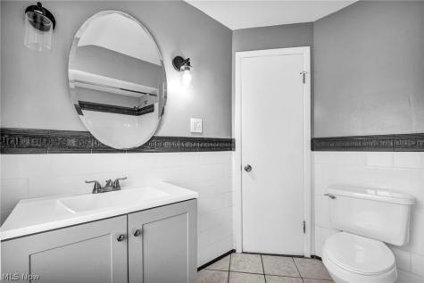 2313 N Taylor Road Cleveland Heights OH 44112