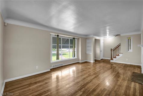 2313 N Taylor Road Cleveland Heights OH 44112
