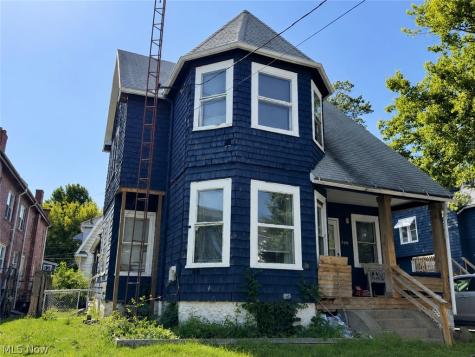 709 Fulton Road NW Canton OH 44703