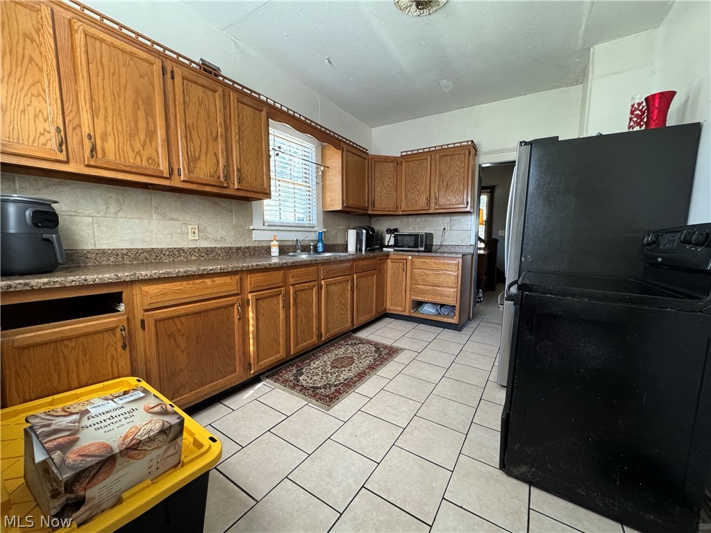 709 Fulton Road NW Canton OH 44703