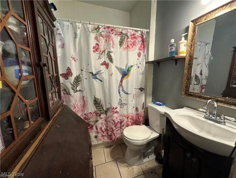 709 Fulton Road NW Canton OH 44703