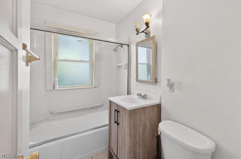 21603 Libby Road Maple Heights OH 44137