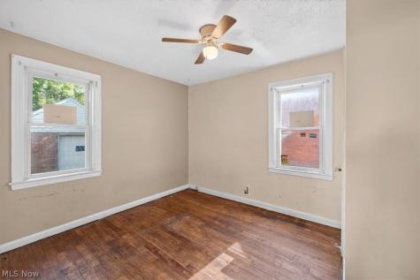 21603 Libby Road Maple Heights OH 44137